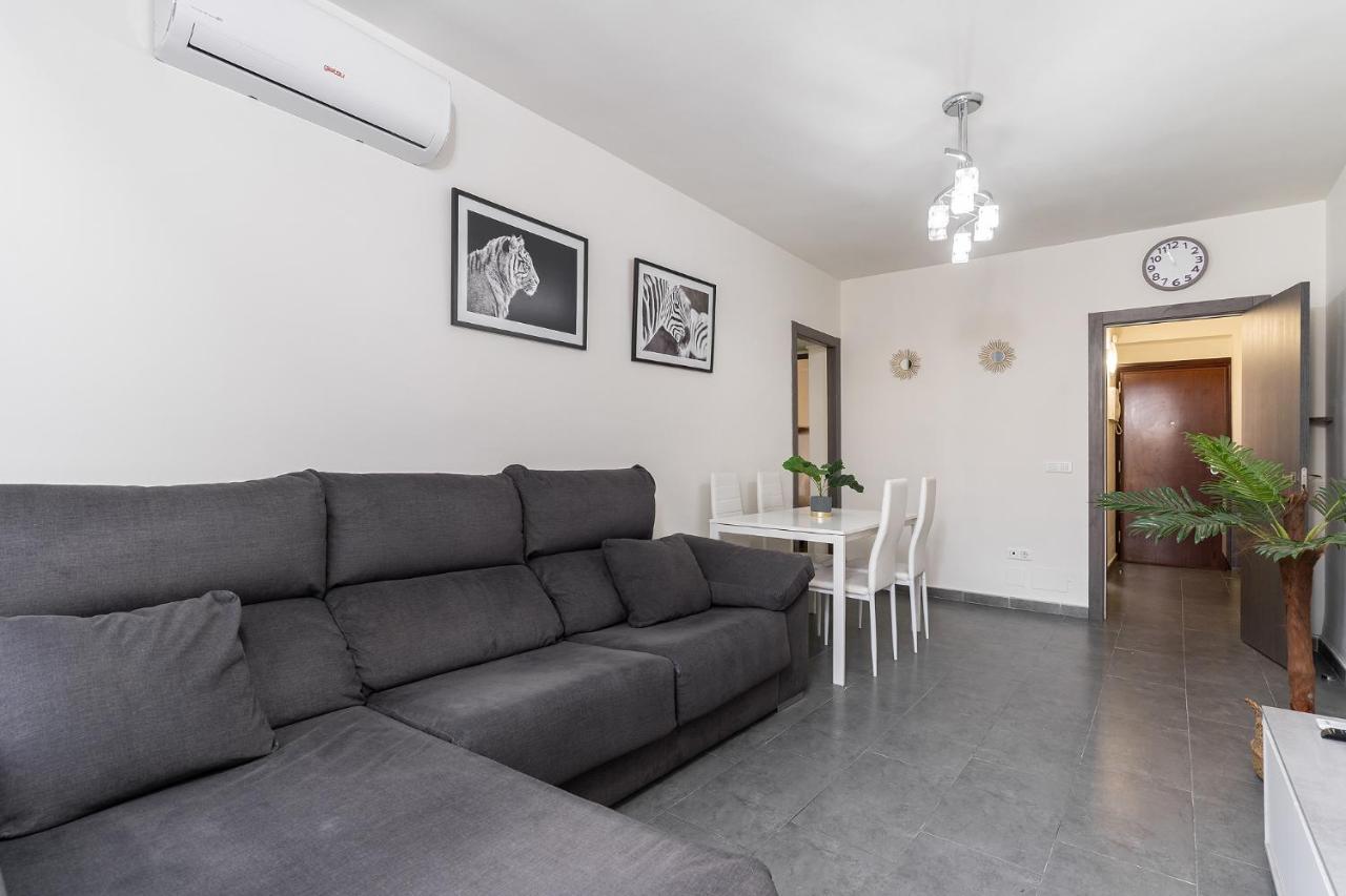 Blonzu Camerun Benalmádena Kültér fotó